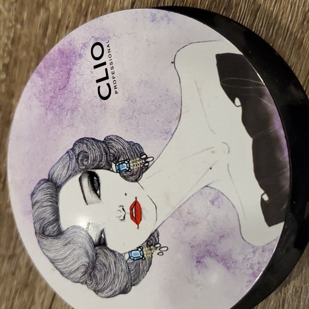 Clio soft pink highlighter